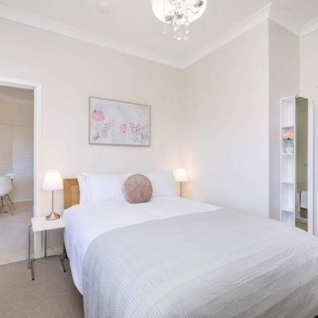 30 Foreshore Fun Swan River 1Brparking Apartment Perth Exterior photo